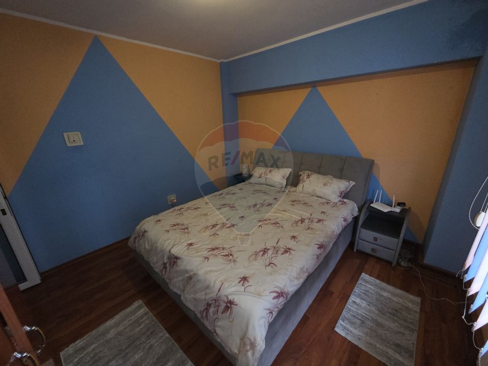Apartament cu 3 camere etajul 1, Campineanca