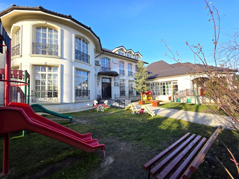 10 room House / Villa for sale, 23 August area