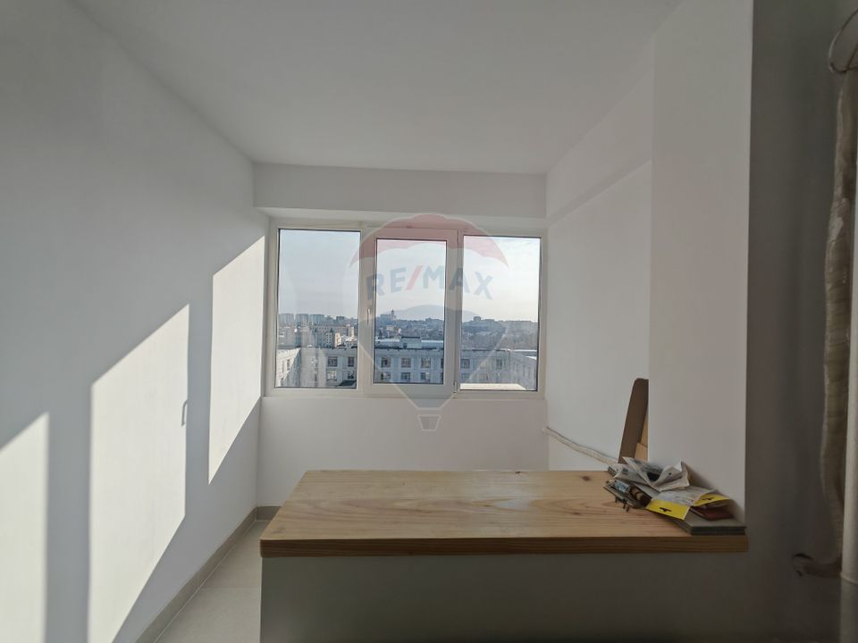 Garsoniera de vanzare metrou Favorit