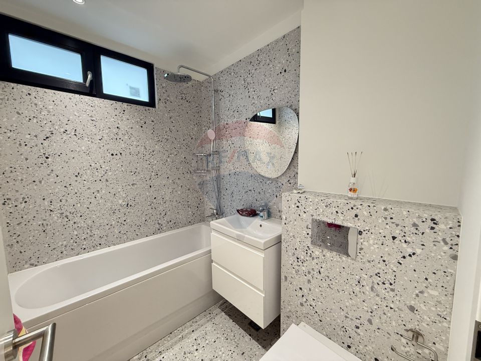 Apartament cu 4 camere de închiriat în zona Giurgiului