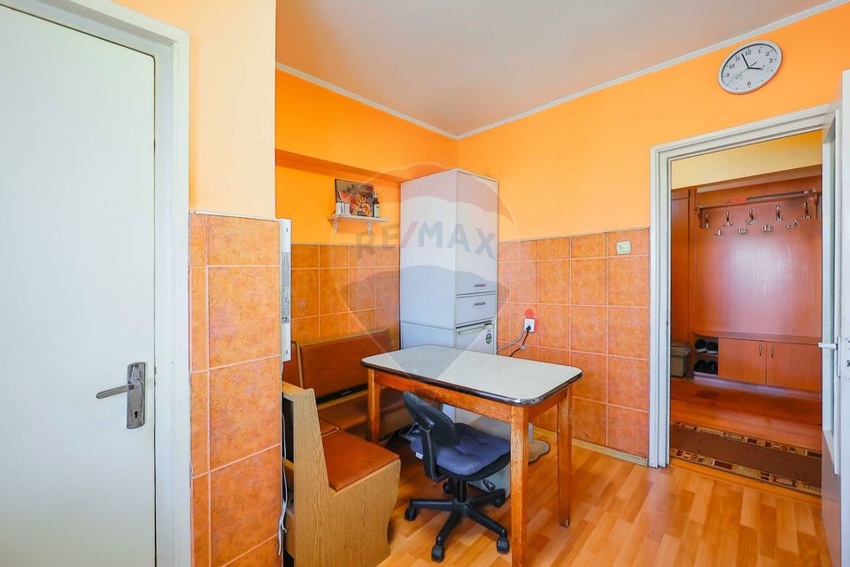 Apartament 3 cam AN,  zona Complex  Perla- Rogerius, Parc Olosig