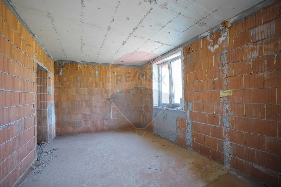 De vânzare casă cu un proiect deosebit, la roșu , Str. Gheorghe Doja