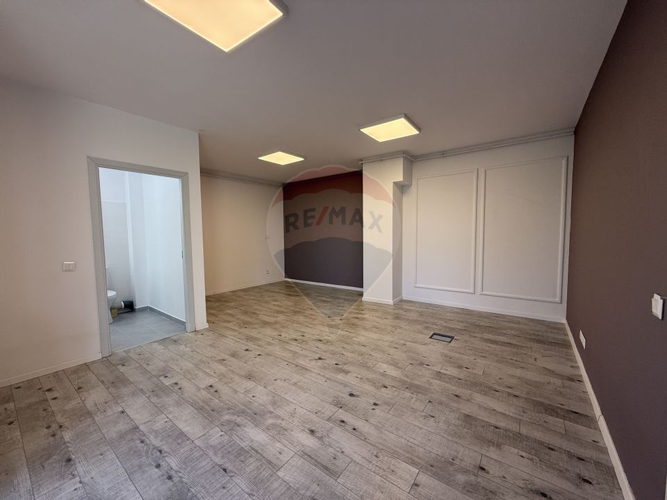 59sq.m Commercial Space for rent, Borhanci area