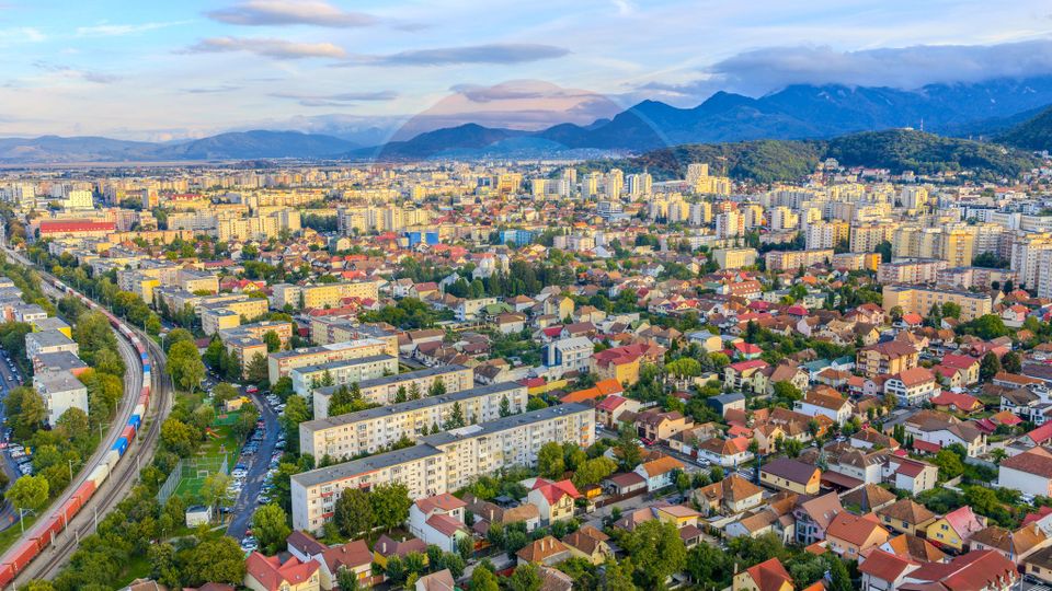 Cladire de 902 mp utili de vânzare, zona Grivitei - DN 13, COMISION 0