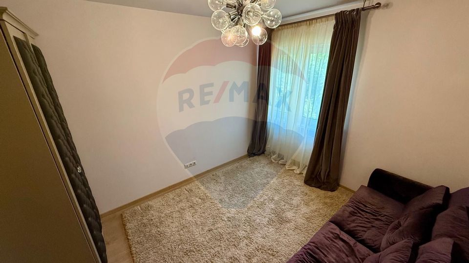 4 room Apartment for rent, Central area