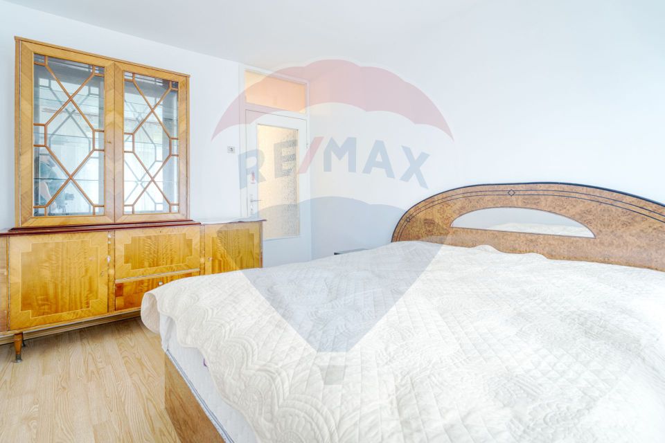 3 room Apartment for rent, Tractorul area