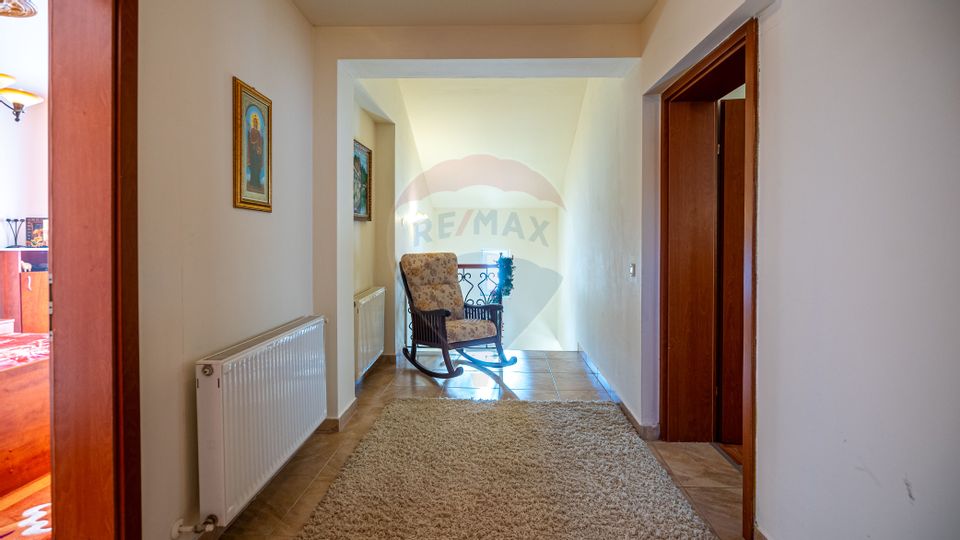 5 room House / Villa for sale
