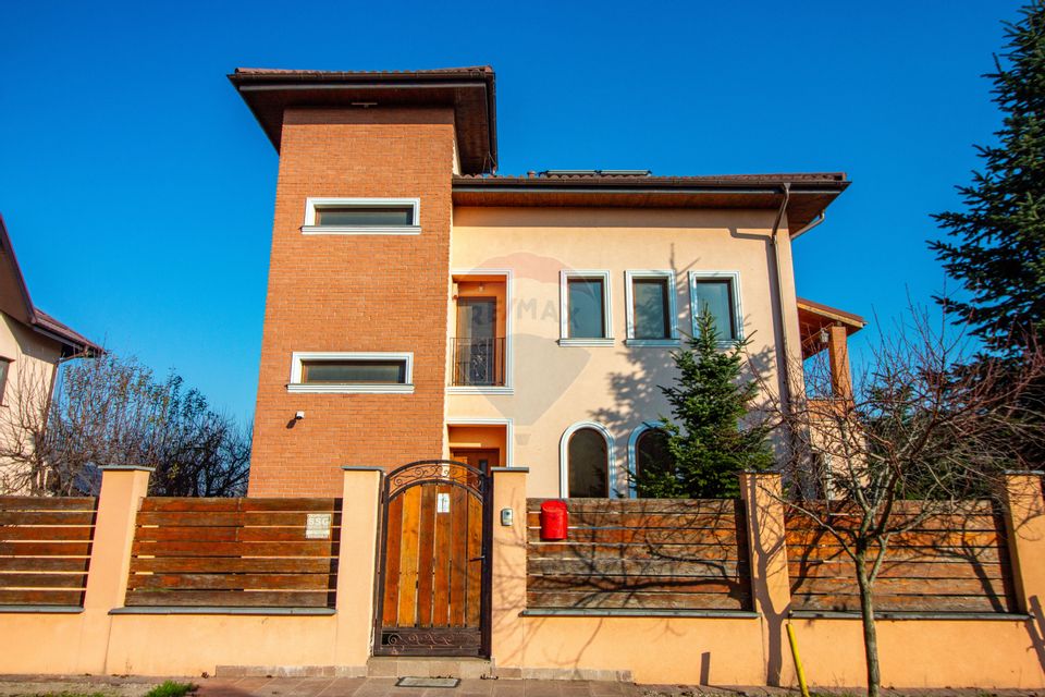 Vilă P+E+M cu 4 camere, 320 mp, Berceni/Ilfov