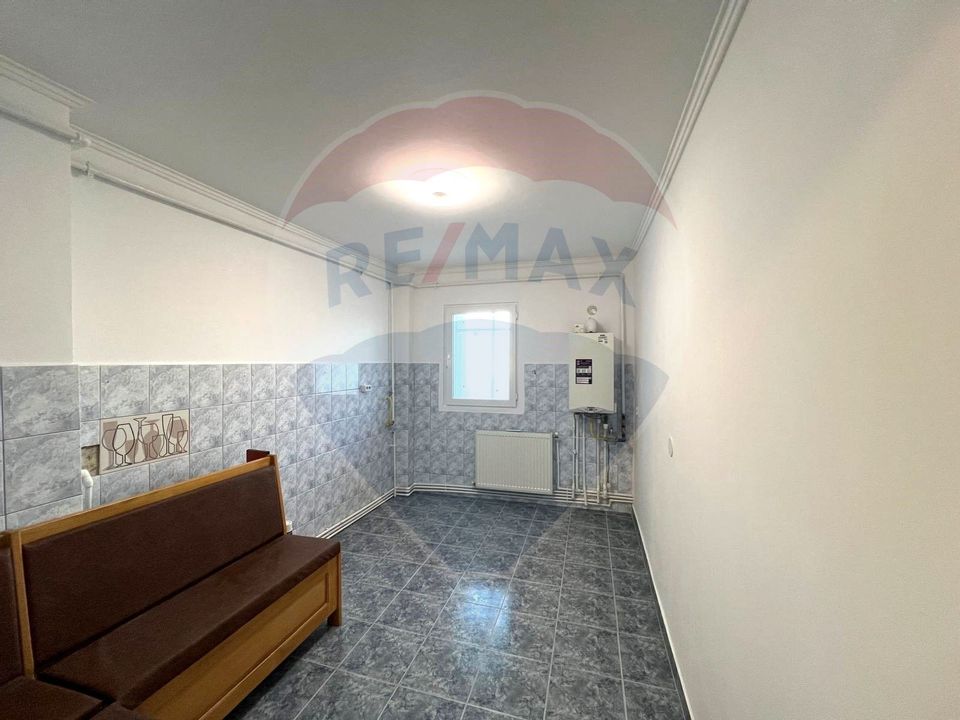 3 room Apartment for sale, Narcisa area