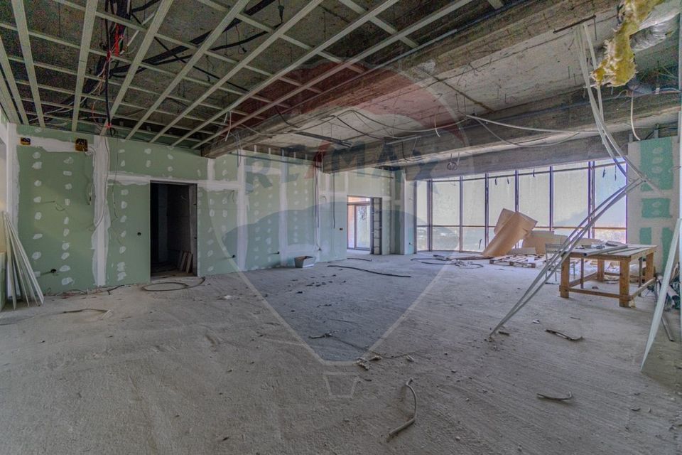 Activ Hotelier SubEvaluat | 18.000 mp construiti | 3 ha teren | BRASOV