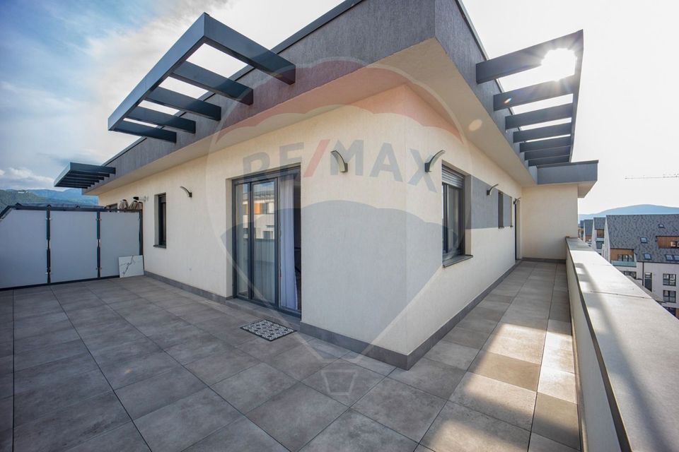 Penthouse cu terasa 50 mp, cel mai bun pret, Tractorul!