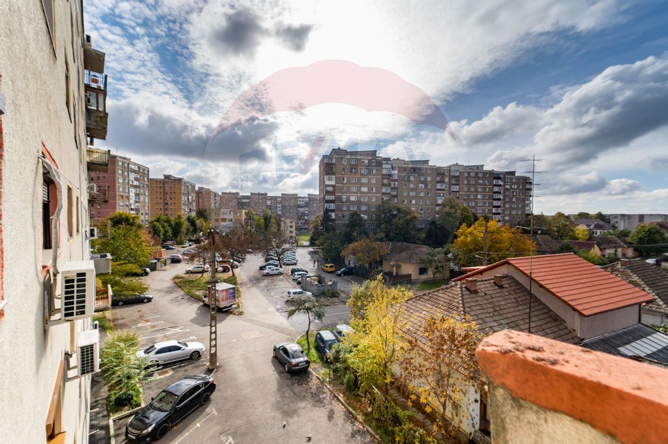 Apartament cu 2 camere de închiriat în zona Aurel Vlaicu