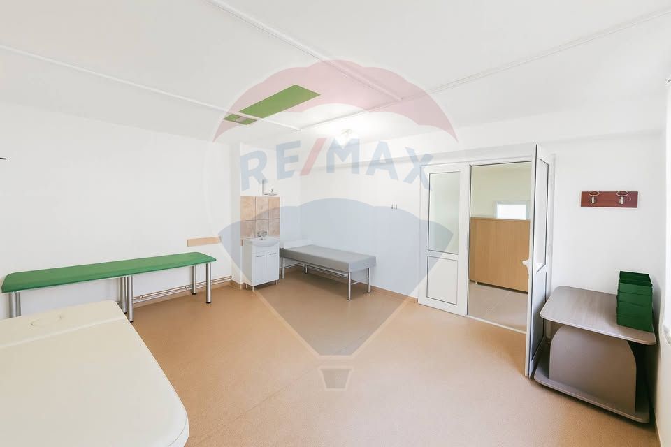 Spațiu comercial pentru clinică / laborator / cabinet medical