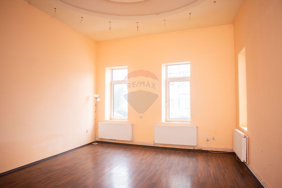 4 room House / Villa for sale, Rudului area