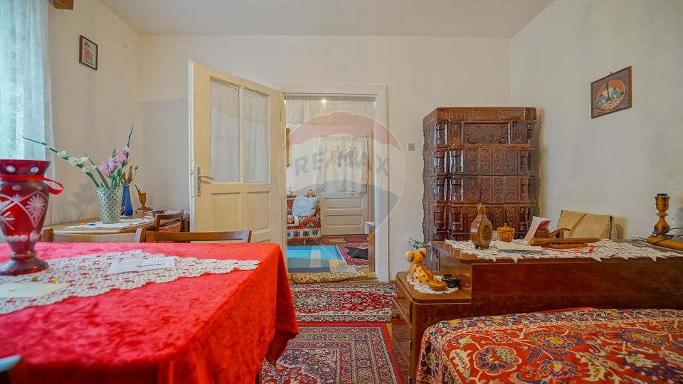 REZERVATA! Casă cu 3 camere, terasă, pod mansardabil, Centrul Istoric