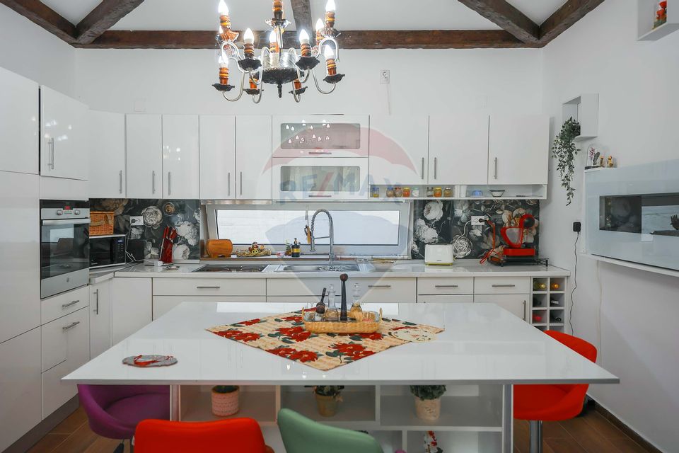 De vânzare Casă tradițională, la doar 20 de minute de Oradea