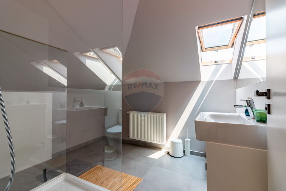 Casă / Vilă in Mogosoaia, adiacent Martha Bibescu