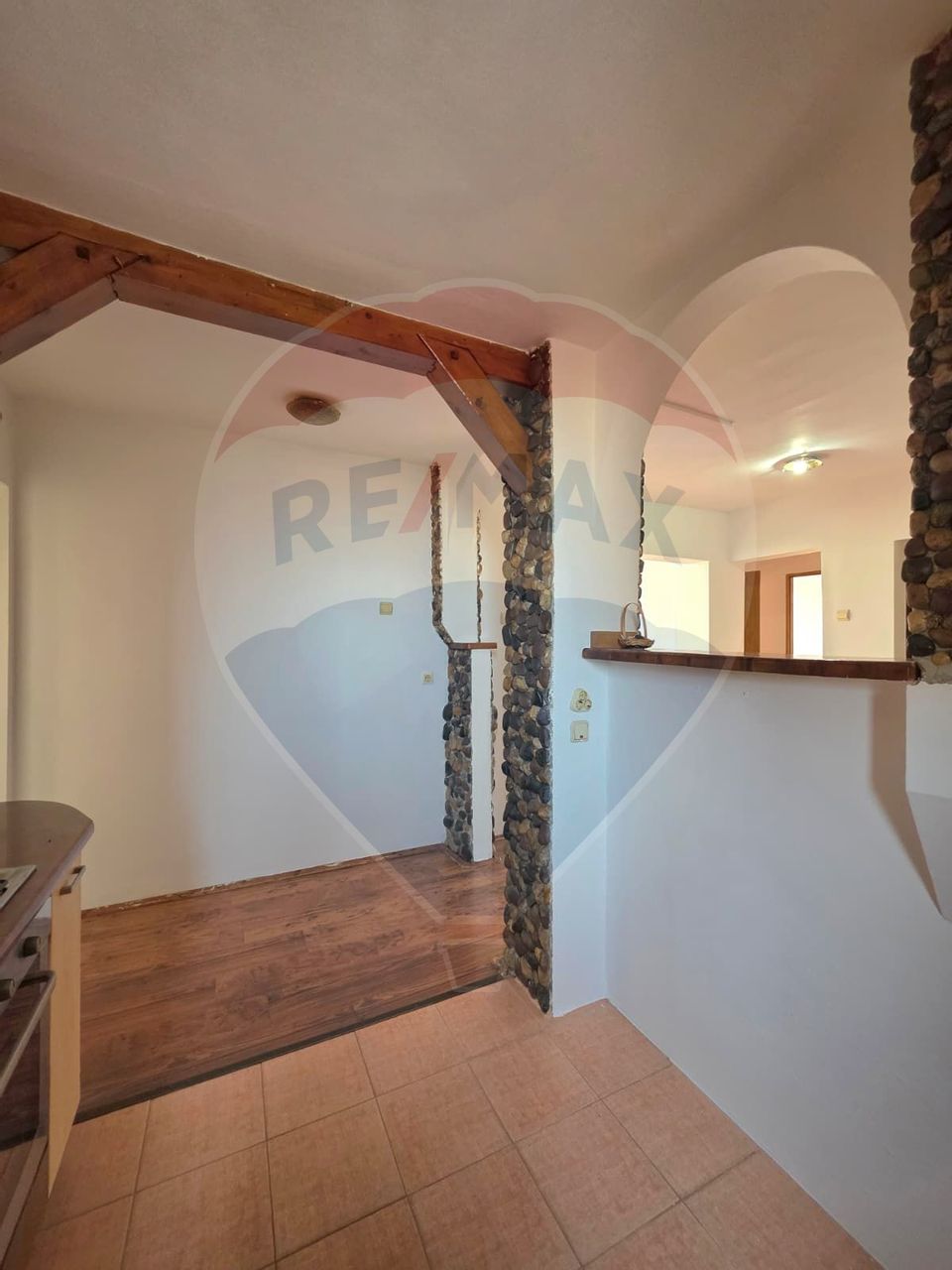 4 room Apartment for sale, Dambu Pietros area