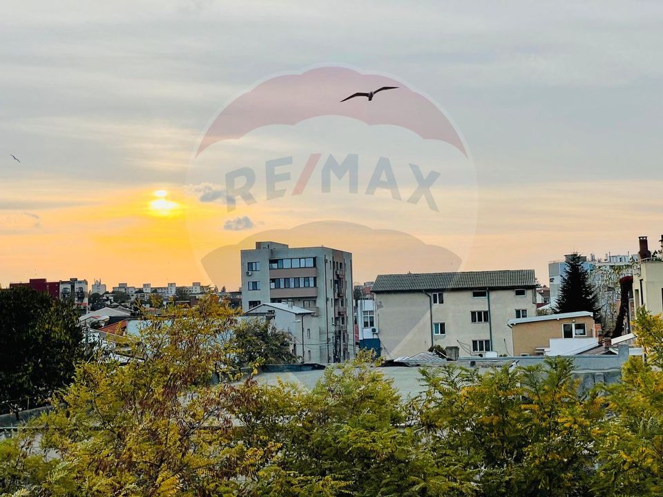 Apartament 2 camere de închiriat, termen lung, în Faleza Nord