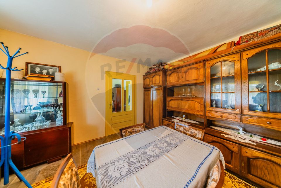 6 room House / Villa for sale