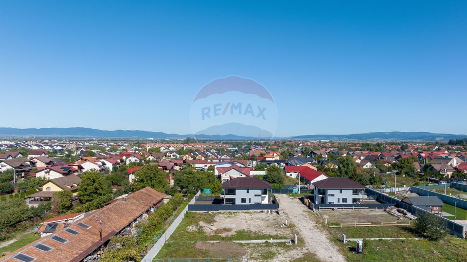 Casă / Vilă cu 5 camere de vânzare