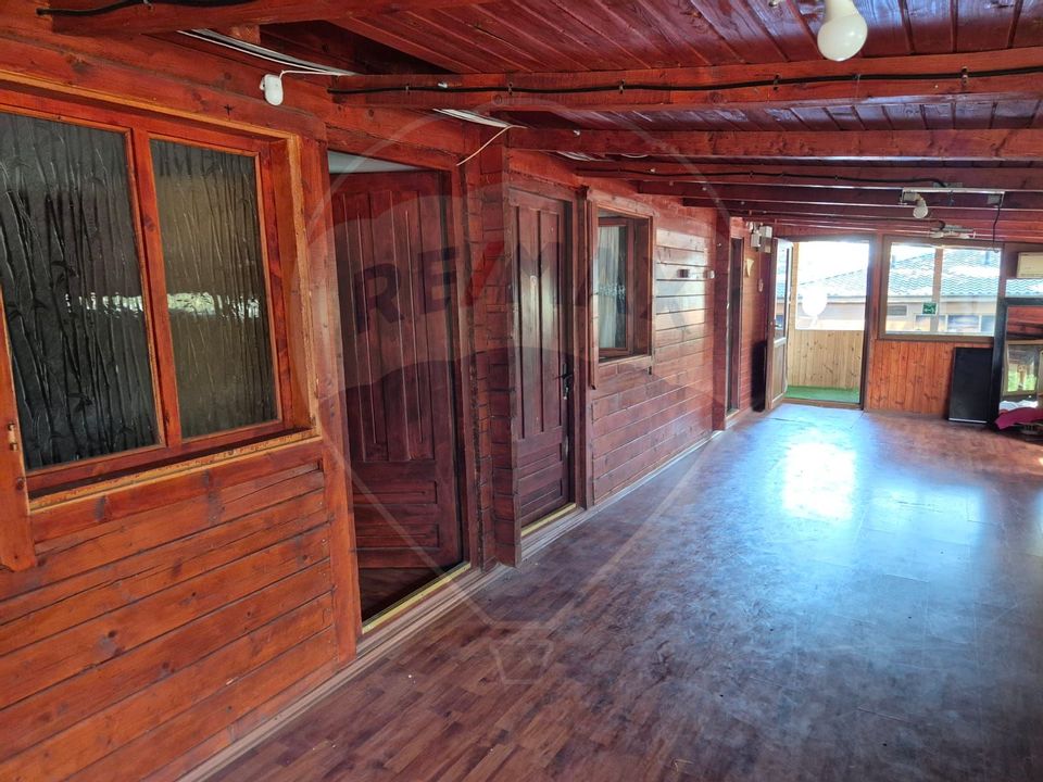 Spațiu comercial restaurant cu terasă de vânzare în  Olimp Constanța