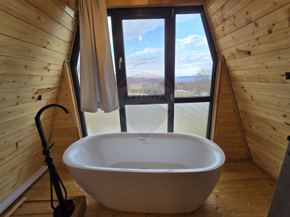 Proprietate Specială în Gura Râului, Sibiu – Două Cabane A-Frame