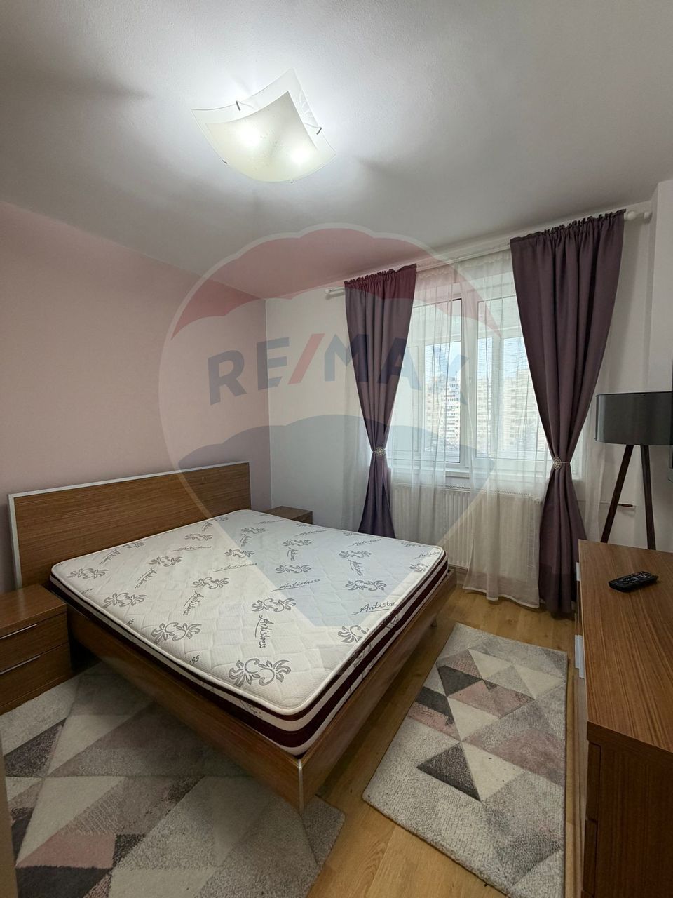 DE INCHIRIAT Apartament 3 camere – Avrig -Iancului