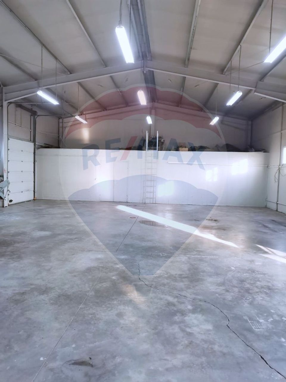 300sq.m Industrial Space for rent, Gradiste area