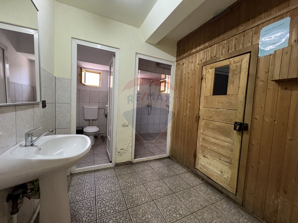 1,168sq.m Proprietate specială for rent, Anda area