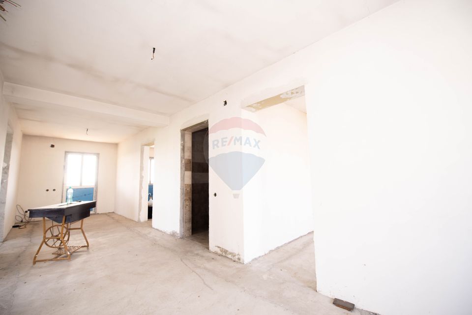 Casa individuala cu 6 camere de vanzare, Singureni, Cringuri, Giurgiu