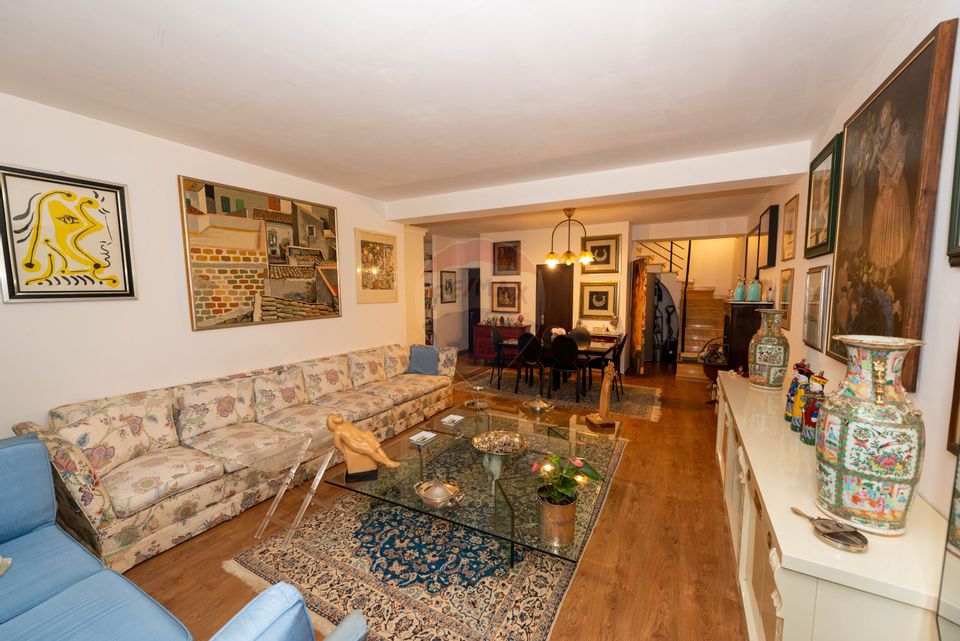 3 room Apartment for sale, Decebal area