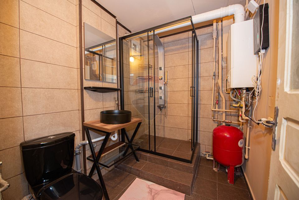 Vila de vanzare cu etaj Calea Calarasi Delea Veche