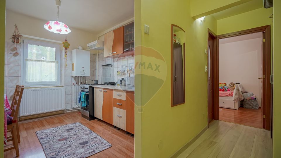 Detached two-room apartment at the entrance to Răcădău!