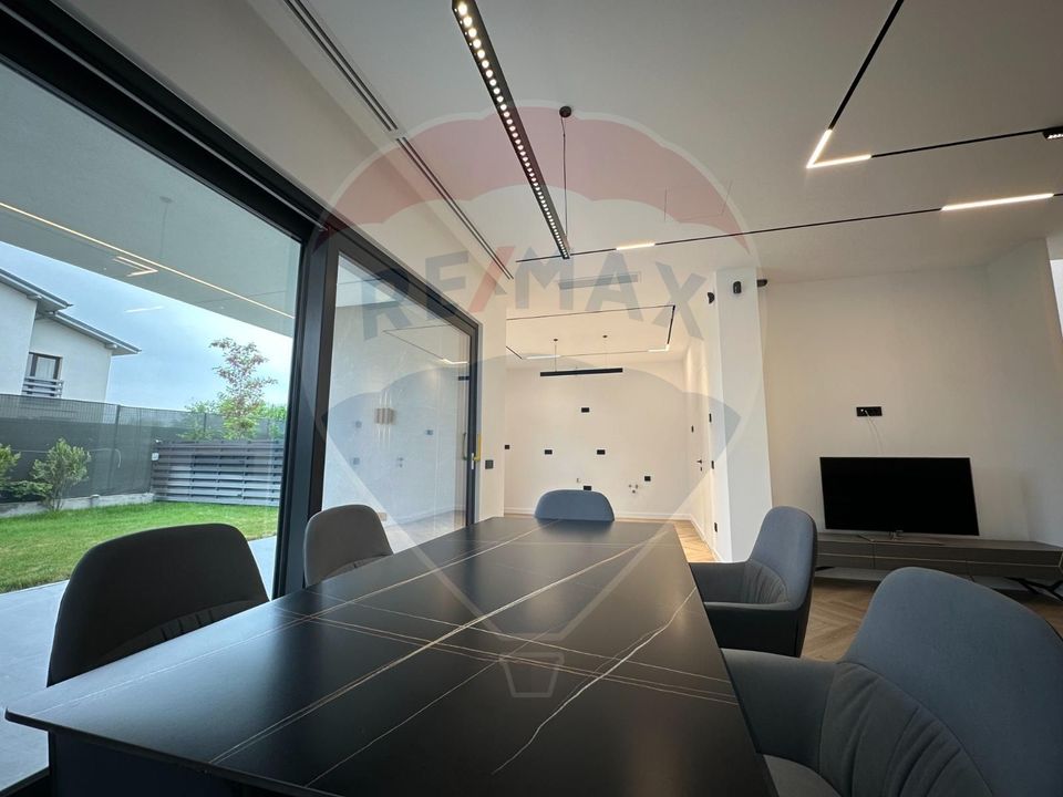 5 room House / Villa for sale