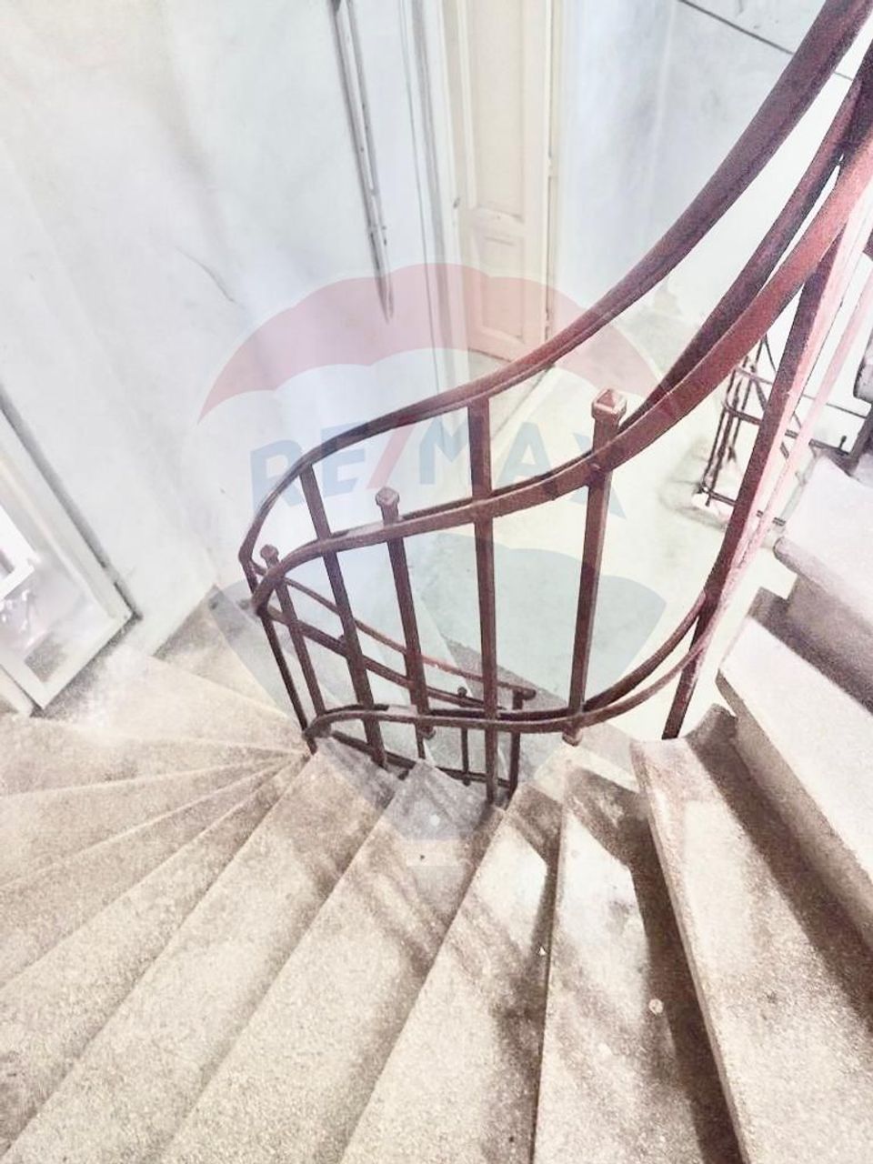 10 room House / Villa for sale, P-ta Unirii area