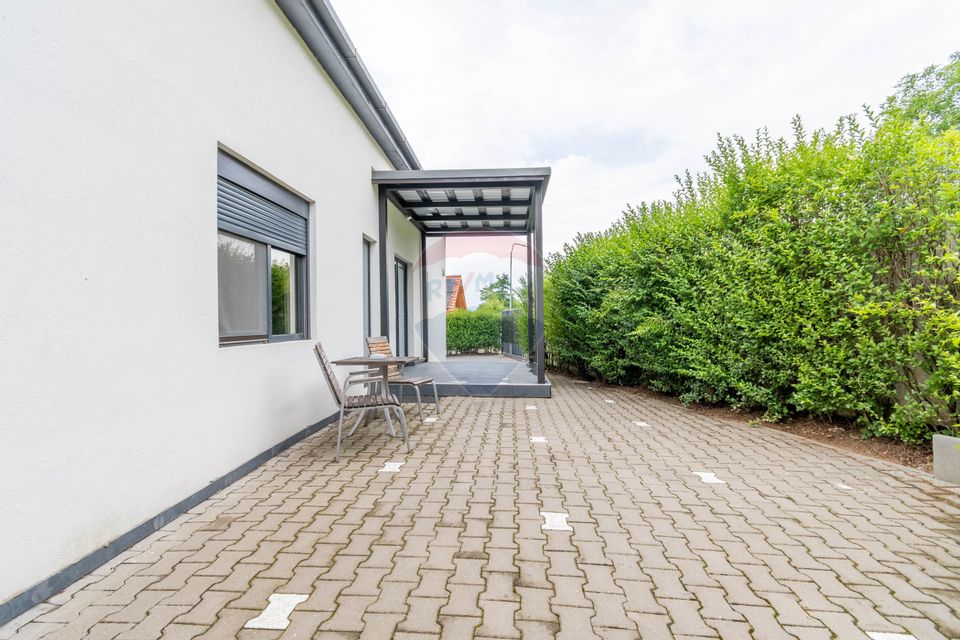 Detached House for Sale / 900 sqm Land, Popesti, Cluj