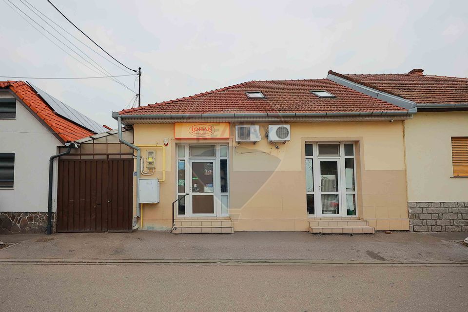 Spațiu comercial, de închiriat, în Ioșia, str. Vasile Pârvan