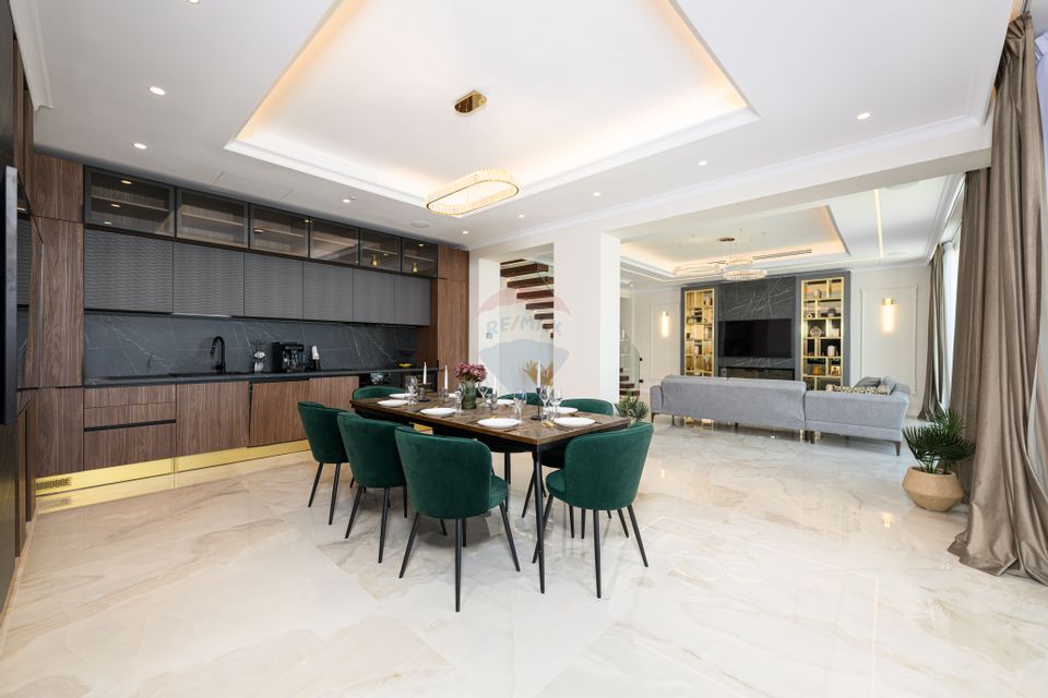 PENTHOUSE CU PISCINA, *VEDERE PANORAMICA LA MARE *FALEZA OLIMP