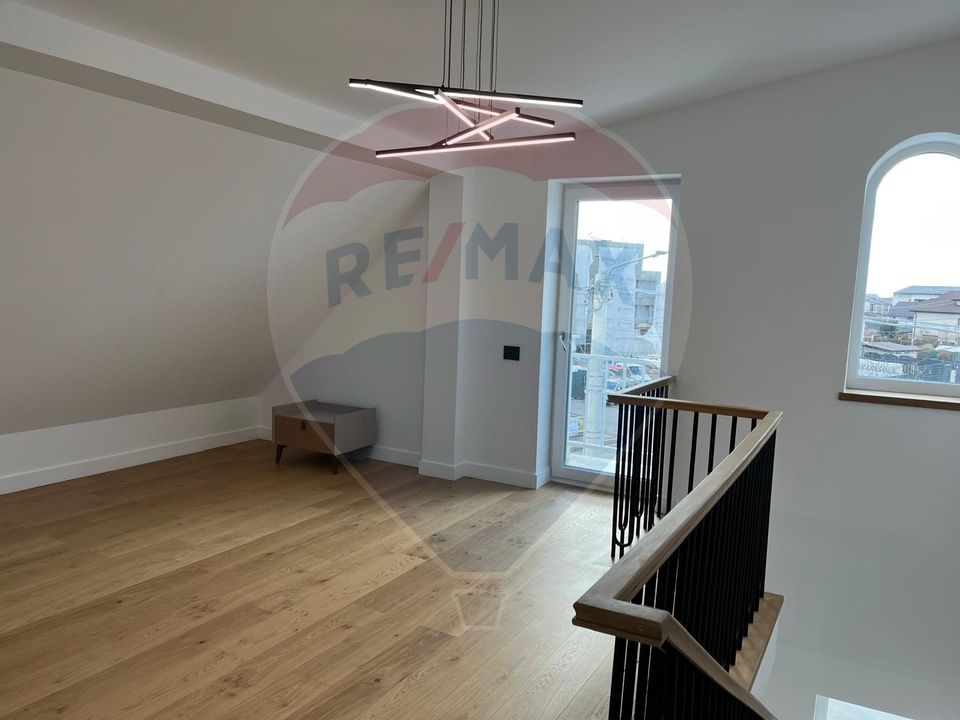 4 room House / Villa for sale, Vest area