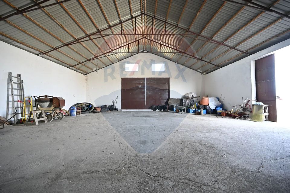 Casa + teren + hala de vanzare in Beregsau – 0% Comision