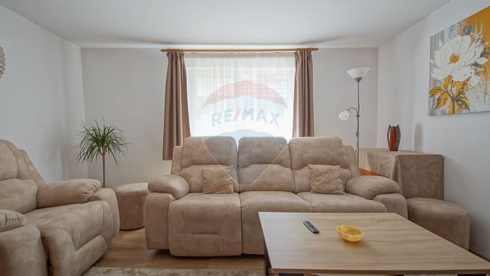 9 room House / Villa for sale, Promenada area