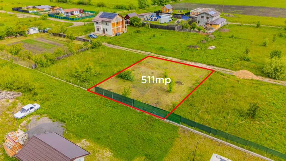 Teren 511mp Bod / Strada Uranus/ Intravilan