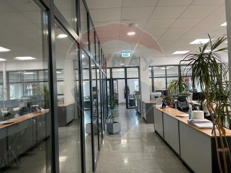 Industrial space, modern hall and offices for rent Stefanesti