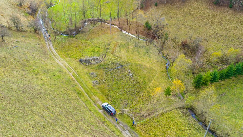Land 8,013sqm Moieciu de Jos / Strada Valea Cu Calea