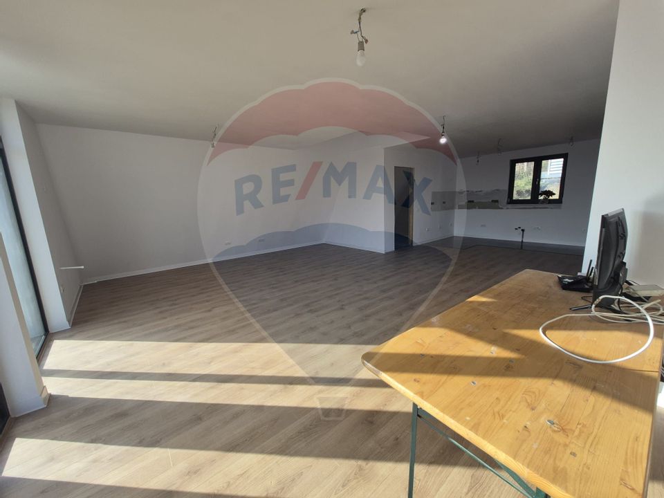 Casa tip A Frame cu 3 camere | Panorama superba | Breaza | Prahova