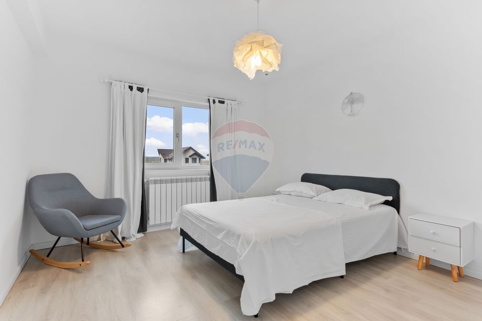 4 room House / Villa for sale