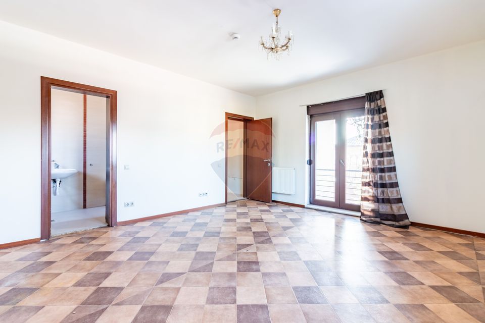 Casă / Vila de vanzare in Tunari, centru, parc, autobuz, utilitati