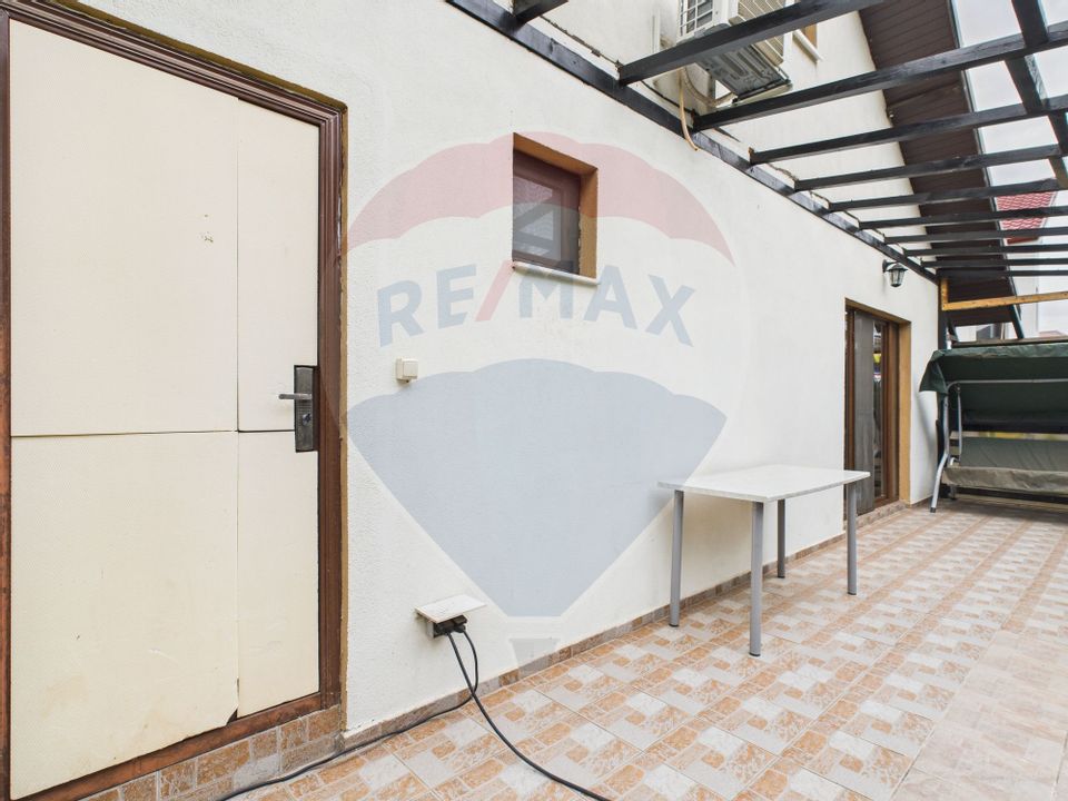 5 room House / Villa for sale