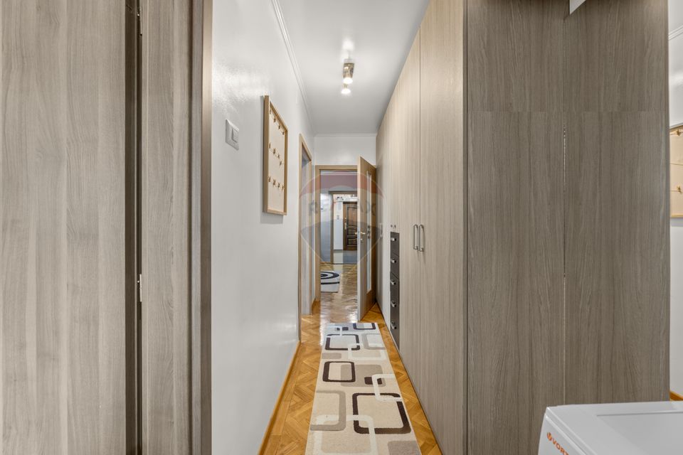 3 room Apartment for rent, Boul Rosu area